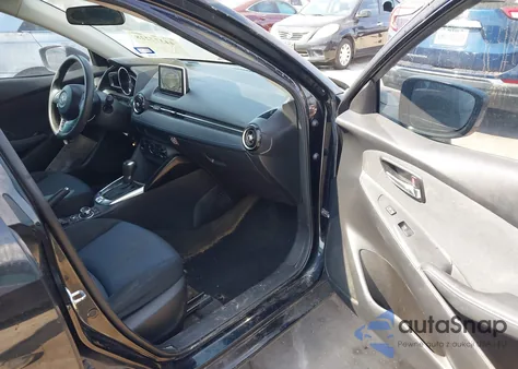 2016 Scion Ia z USA, uszkodzony, nr VIN 3MYDLBZV8GY126367